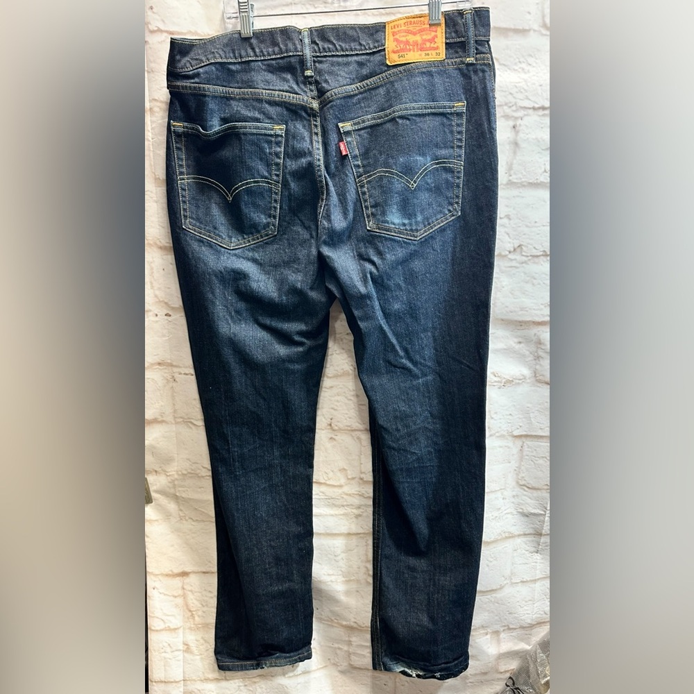 Levi’s 36x32 men’s jeans‎ dark wash